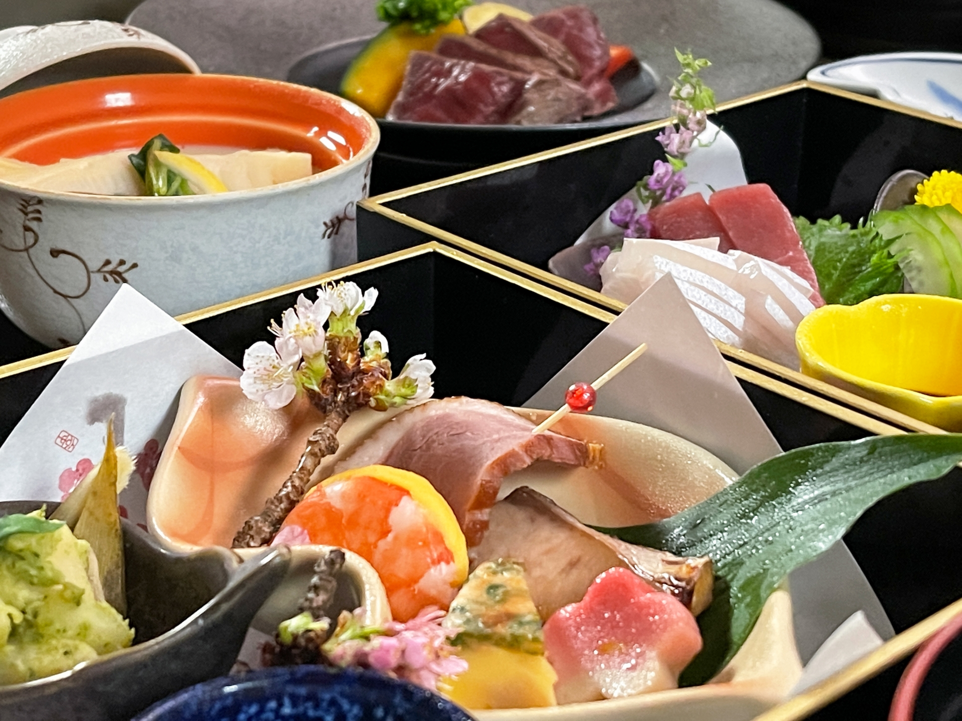 おまかせ懐石「彩(いろどり)」